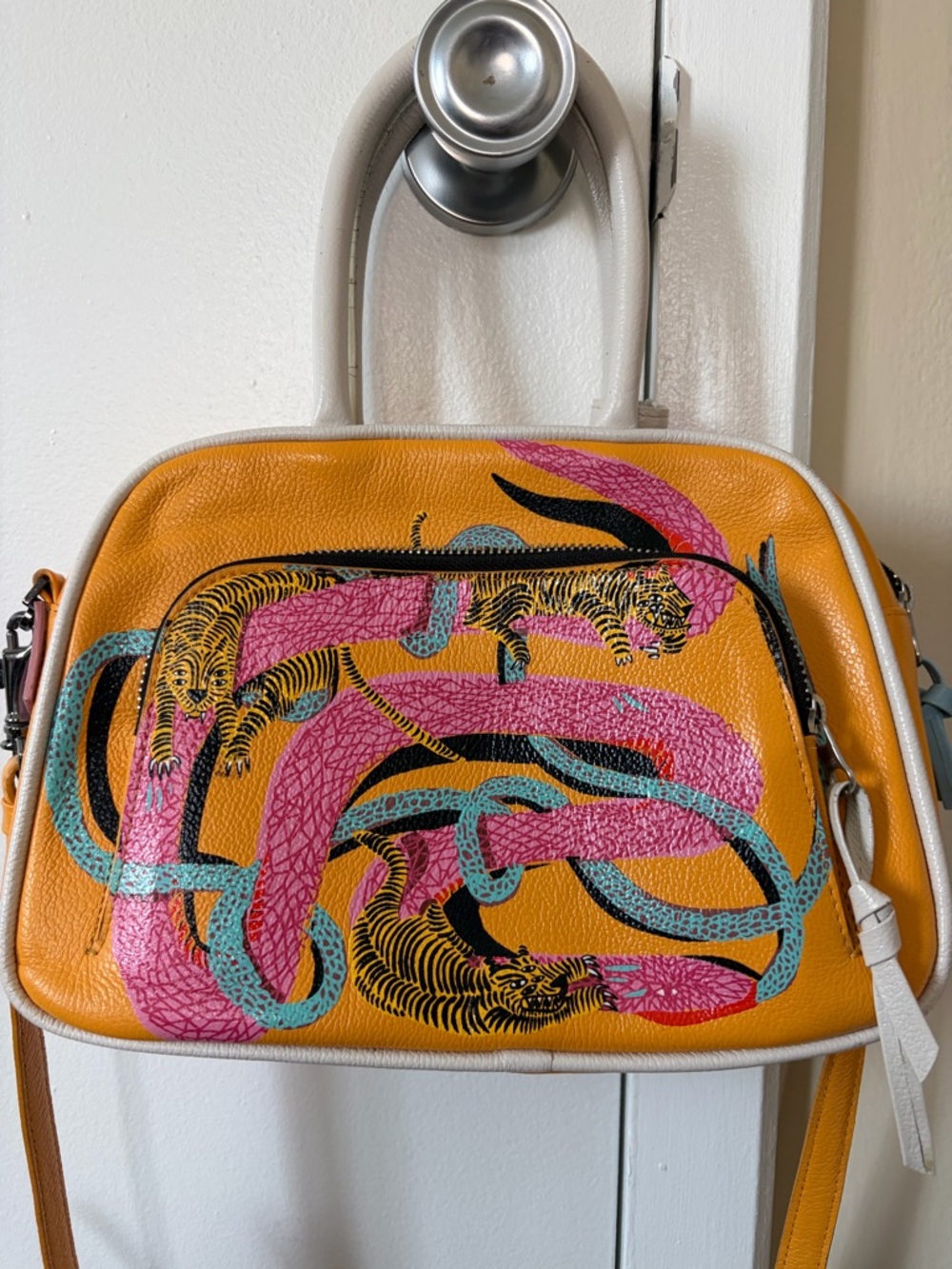 Min & Mon Marino crossbody satchel